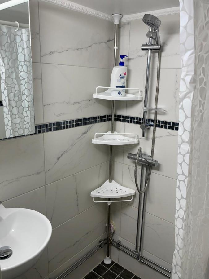 ランツクルーナBrabo Kaellareアパートメント エクステリア 写真